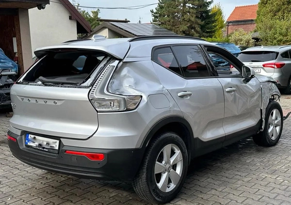 Volvo XC 40 cena 28900 przebieg: 85000, rok produkcji 2019 z Chmielnik małe 106